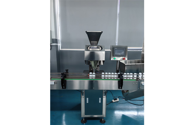 YL-8-Lane-Electric-Automatic-Softgel-Capsule-Tablet-Counter-8-Channel-Bottling-Capsule-Tablet-Counting-Machine-07