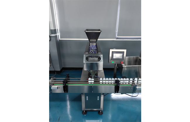 YL-8-Lane-Electric-Automatic-Softgel-Capsule-Tablet-Counter-8-Channel-Bottling-Capsule-Tablet-Counting-Machine-08